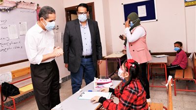 محافظ الغربية يتابع سير ثالث أيام امتحانات نهاية العام بمدارس كفرالزيات 