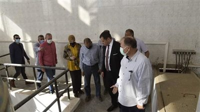 تمهيدًا للتشغيل التجريبي.. محافظ أسيوط يتفقد محطة معالجة صرف صحي منفلوط 
