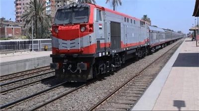 تزامنا مع إجازة عيد الفطر المبارك.. السكة الحديد تطرح 22 عربة مكيفة بالقطارات لمنع التكدس بالمحطات