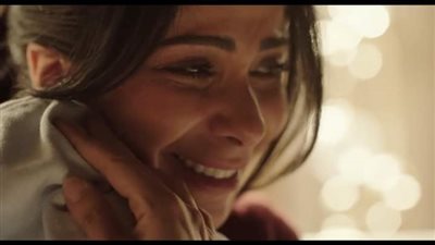 منى زكي توافق على الزواج من فراج وسيد رجب يسكب ماءً مغليًا على جسده.. الحلقة 16 من 