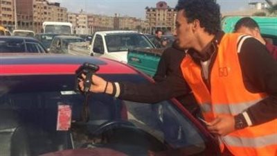 سحب 4789 رخصة قيادة خلال 24 ساعة لعدم تركيب الملصق الإلكتروني