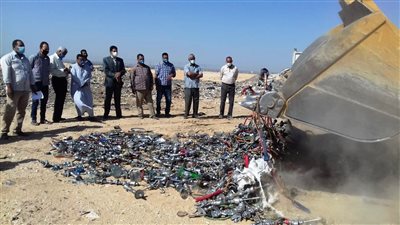 خلال أسبوع.. إعدام 1000 شيشة وغلق 58 مقهى في حملات تفتيشية بسوهاج (صور وفيديو)