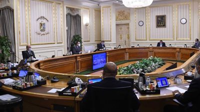 لجنة إدارة أزمة كورونا تجتمع اليوم لمناقشة قرارات منع تفشي الفيروس بعد ارتفاع الإصابات