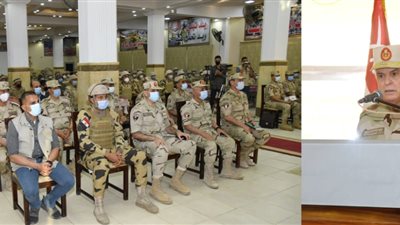 الفريق محمد فريد يتفقد الحالة الأمنية ويلتقي رجال القوات المسلحة بشمال سيناء