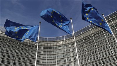 الاتحاد الأوروبي يعلن استثمار مليار يورو لبناء مراكز تصنيع اللقاحات في إفريقيا 