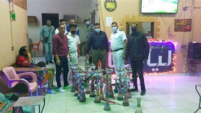 إحالة 3 مواطنين للنيابة لتقديمهم الشيشة بالخانكة (صور) 