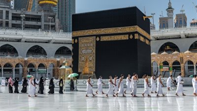 السعودية: غدًا بدء تلقي طلبات الحصول على تأشيرات العمرة 