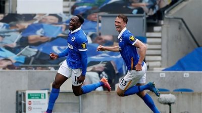 ليدز يسقط أمام برايتون بهدفين في الدوري الإنجليزي