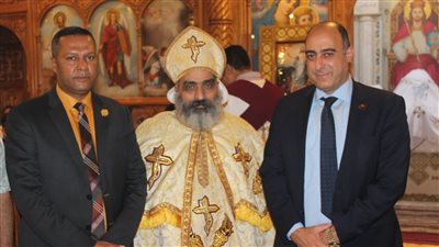 رغم اعتذار البطريركية.. نواب البرلمان والشيوخ في زيارة لكنائس الإسكندرية للتهنئة بعيد القيامة