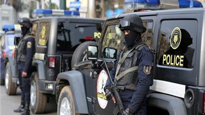 استعجال التحريات في واقعة اتهام شخصين بالتعدي على سائق وسرقة سيارته بالقاهرة 