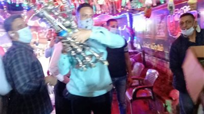 حملة مكبرة على الكافيهات والمطاعم بطوخ لمتابعة الإجراءات الاحترازية