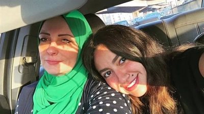 إصابة هند عبد الحليم وأسرتها بفيروس كورونا