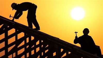 أصحاب المهن الشاقة في رمضان بين لهيب النار وعطش الصيام