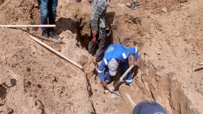 رئيس مياه القناة يتابع إصلاح كسور الخطوط بعدد من المحافظات  