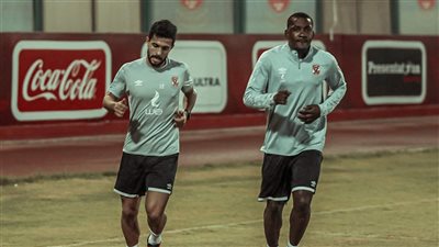 أجايي وأيمن أشرف يؤديان تدريبات خاصة في مران الأهلي 