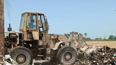 رفع 400 طن قمامة بسيدي شحاتة خلال حملة نظافة مكبرة في البحيرة
