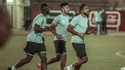 الأهلي يواصل مرانه دون راحة استعدادًا لصن داونز