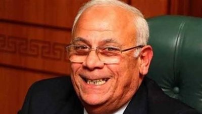 محافظ بورسعيد للمواطنين: استمتعوا بقضاء عطلة شم النسيم في منازلكم 