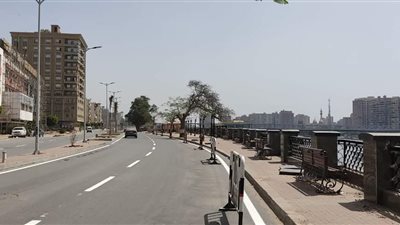 كورنيش النيل ببنها بلا مواطنين في أعياد شم النسيم (صور) 
