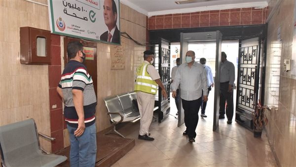 محافظ أسيوط يتفقد