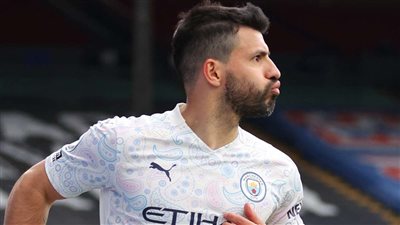 ناد سعودي يجهز عرضا ضخما لضم أجويرو 