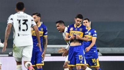 بارما يهبط إلى الدرجة الثانية من الدوري الإيطالي