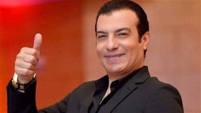 إيهاب توفيق يحقق بـ إنت اختياري نصف مليون مشاهدة في يوم