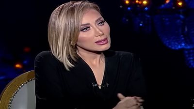 ريهام سعيد حول أزمة رانيا يوسف عن سؤال المؤخرة: لو أنا هضرب المذيع بالقلم على وشه (فيديو)