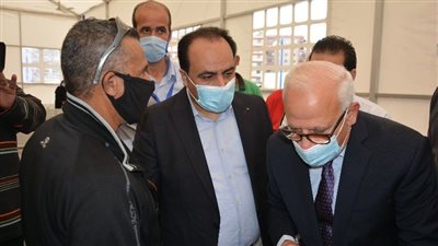 بعد فتح مراكز جديدة.. مواطنون ببورسعيد: الإجراءات وتطعيم كورونا في 10 دقائق (فيديو) 