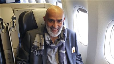 أشرف السعد ورحلة 30 عاما.. قضى أشهر في السجن قبل مغادرته مصر وطالب الحكومة بـ60 مليون دولار تعويضًا