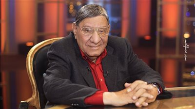 مفيد فوزي يكشف ذكرياته مع المشاهير في رأس السنة | فيديو