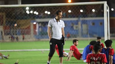 طارق السيد يقود التدريب الأول لنادي النصر