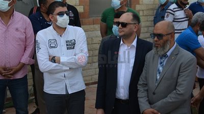 غياب رئيس النادي المصري عن جنازة الكابتن مدحت فقوسة لإصابته بكورونا.. ومجلس الإدارة يقدمون العزاء (صور)