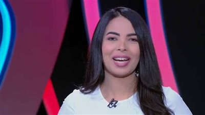  إيقاف مذيعة قناة الأهلي بسبب فيديو النجم الساحلي