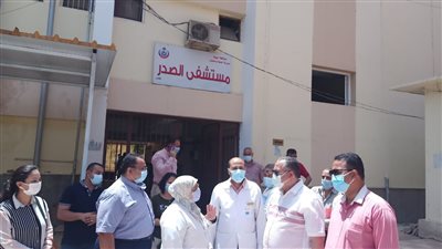 لجان المتابعة والتقييم بأسيوط تتفقد مستشفيات الصدر والحميات لرصد احتياجاتها