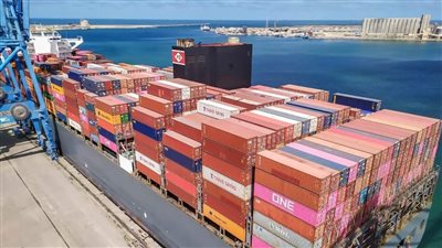 ميناء دمياط يتعامل مع 27 سفينة خلال الـ24 ساعة الماضية