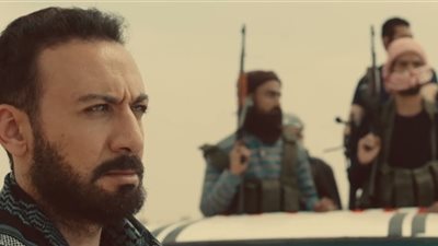 عابد عناني: 