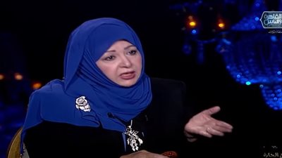عفاف شعيب: الممثلة الـ بتقدم مشاهد بقميص النوم دي إثارة سخيفة.. ومينفعش أمثل بسيجارة | نوستالجيا
