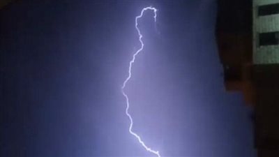 ضربت القاهرة 12 أكتوبر.. الأرصاد تكشف سبب العاصفة الرعدية 