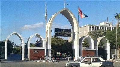 جهود جامعة أسيوط في خدمة طلاب ذوى الهمم 