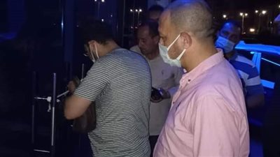 غلق 36 منشأة مخالفة وتحرير 44 محضر لعدم ارتداء الكمامة بدمياط