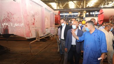 وزير النقل: دعم أسطول بضائع السكة الحديد من توريد ألف عربة متنوعة 