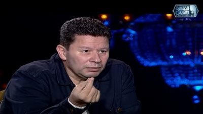 الليلة.. رضا عبد العال ضيف إيناس الدغيدي في 