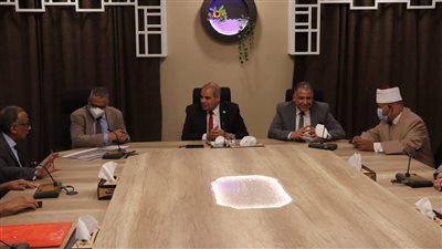 المحرصاوي يتابع آخر أعمال الصيانة بالمدينة الجامعية بجامعة الأزهر 