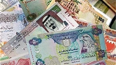 أسعار العملات العربية خلال منتصف تعاملات اليوم الثلاثاء 22-8-2023 في البنوك المصرية