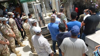 غياب أعضاء النواب والشيوخ والقيادات الحزبية ببورسعيد عن جنازة الفدائي محمد مهران (صور) 