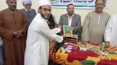 تكريم 170 من حفظة القرآن الكريم في الأقصر