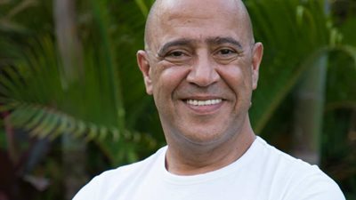 أشرف عبدالباقي: لازم آجي على نفسي في المسرح علشان الجمهور وزمايلي