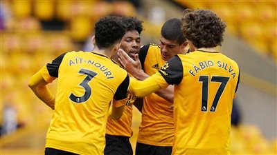 ولفرهامبتون: قلوبنا ودعاؤنا دائمًا خلفكم في فلسطين