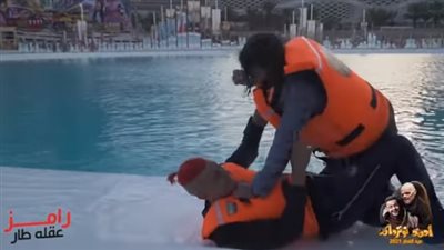 رحاب الجمل تنهال على رامز جلال بالشتائم و